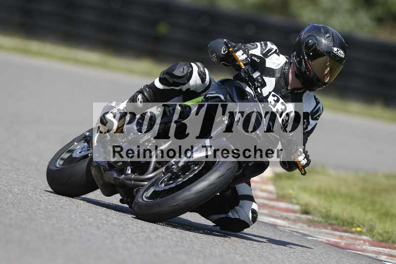 /44 09.08.2025 Plüss Moto Sport ADR/Freies Fahren/333